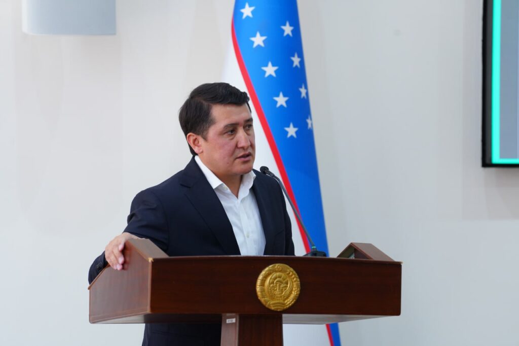 Sog‘liqni saqlash vazirligida “Elektron retsept” modulini tibbiyot muassasalarida joriy etish, DMED axborot tizimidan samarali foydalanish kabi qator masalalar muhokamasiga bag‘ishlangan videokonferensaloqa shaklida yig‘ilish bo‘lib o‘tmoqda.